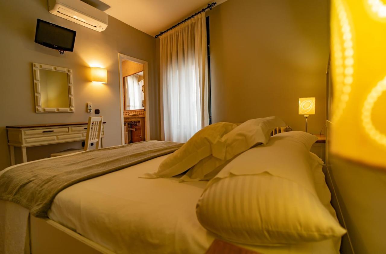 Hotel Alfonso IX (Adults Only) Caces Dış mekan fotoğraf